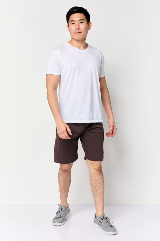 Jeans Men Solid Basic Shorts, Brown - 2