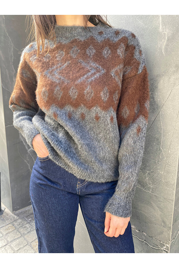 Pulover cu model de damă - 5