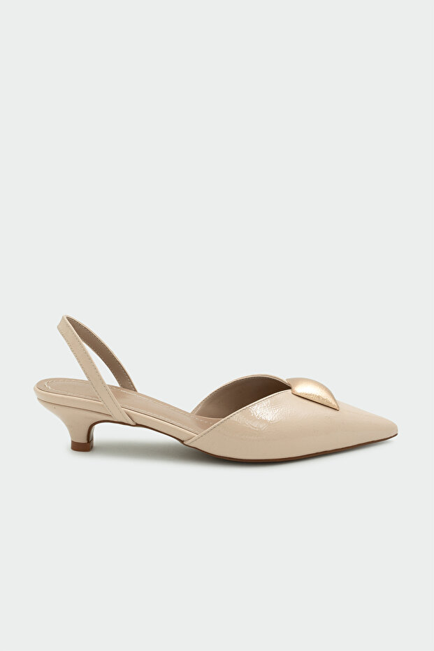 Ontri Gold Accessory Women's Nude Heeled Shoes