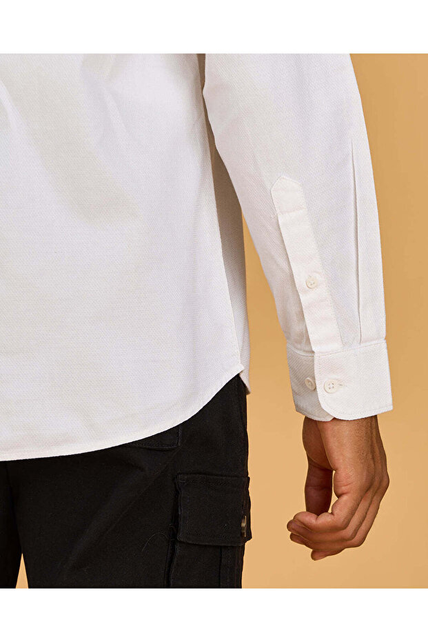 Men White Solid Dobby Shirt - 5
