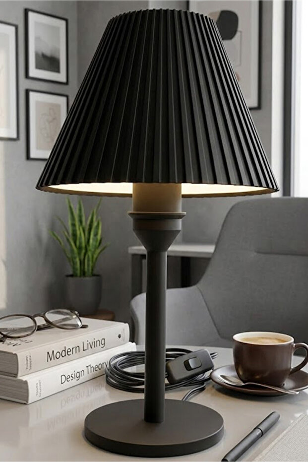 Siyah Masa Lambası - 1