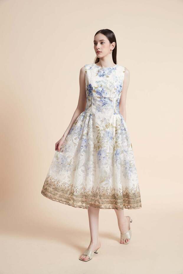 Sleeveless patterned midi dress