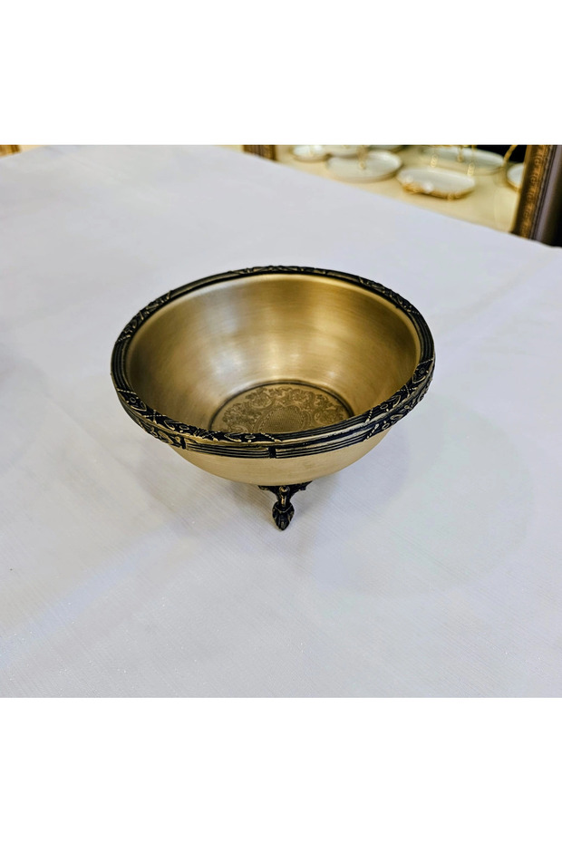 Classic Standing Stainless Steel Snack Bowl 21 cm Antique