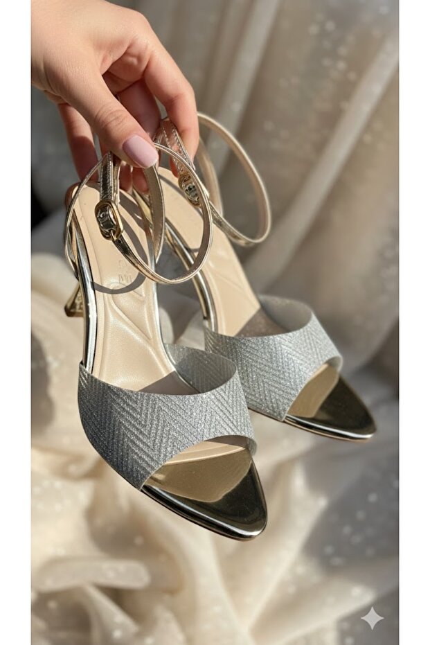 (Park Moda) Women's Single Band Heeled Shoes Silver