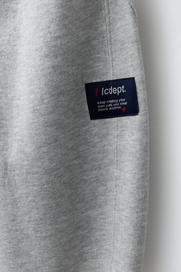 بنطلون رياضي أساسي باللون الرمادي للأولاد مكون من قطن قطع - 5