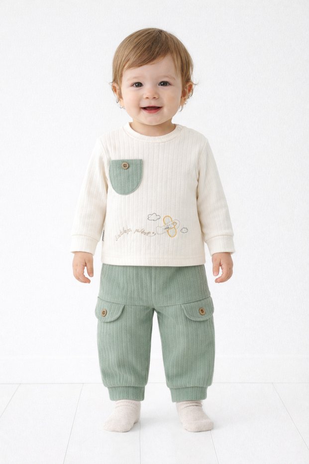 Airplane Embroidered Pocketed Report Fabric Set of 2 Baby Boy Child 6 Months, 9 Months, 12 Months