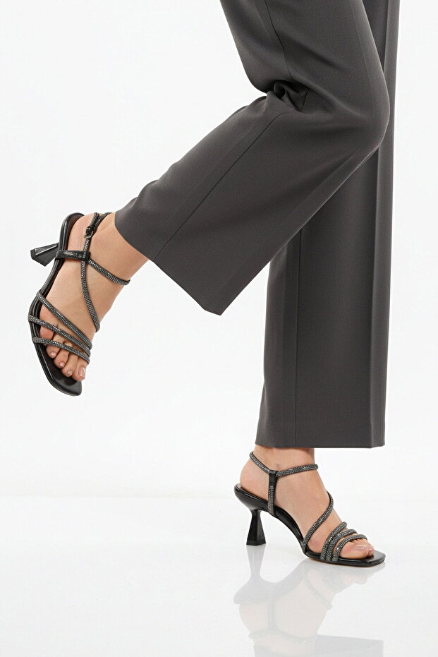 Black Stone Embellished Women's Heeled Sandals