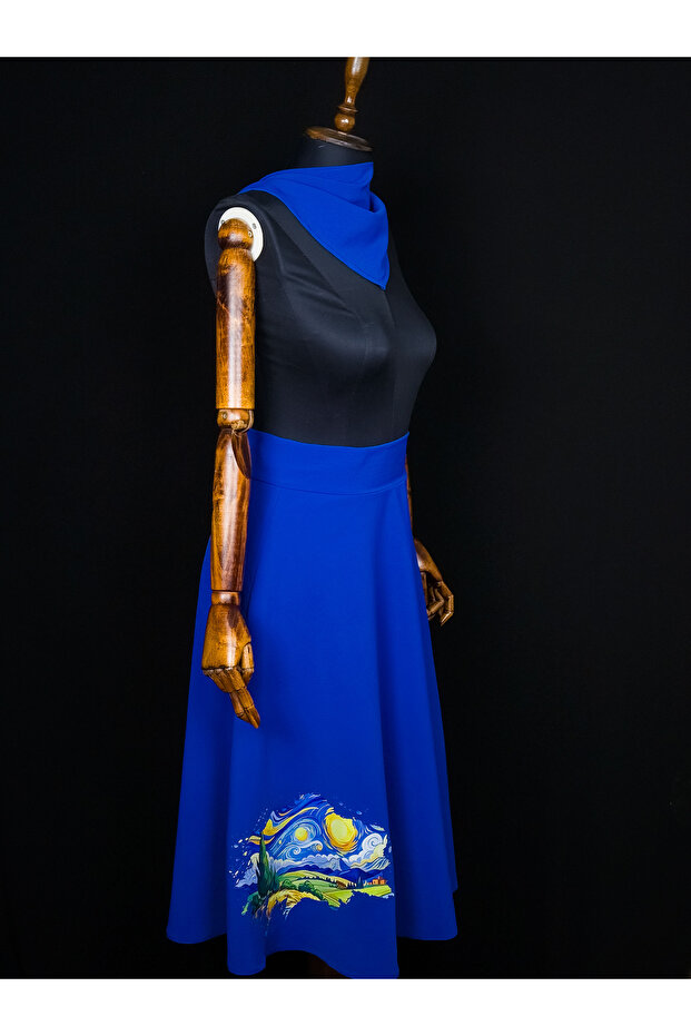 تنورة الرسام