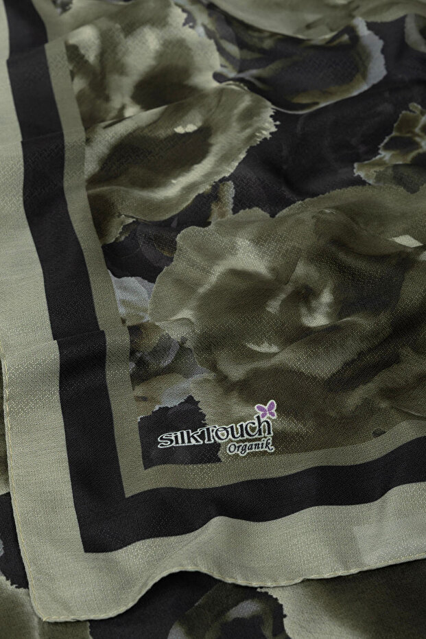 Green Geranium Patterned Organic Shawl - 3
