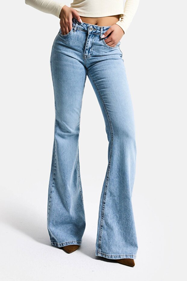 بنطلون جينز نسائي Ice 4s6-3 Mid Rise Flare Fit مرن Fabric دنيم