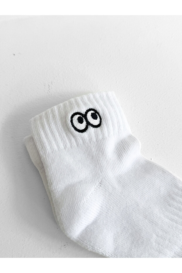 Бели бродерирани получорапи - 2