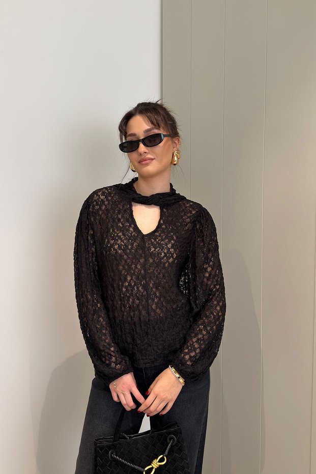 Premium New Season Stretch Fabric Blouse - Black