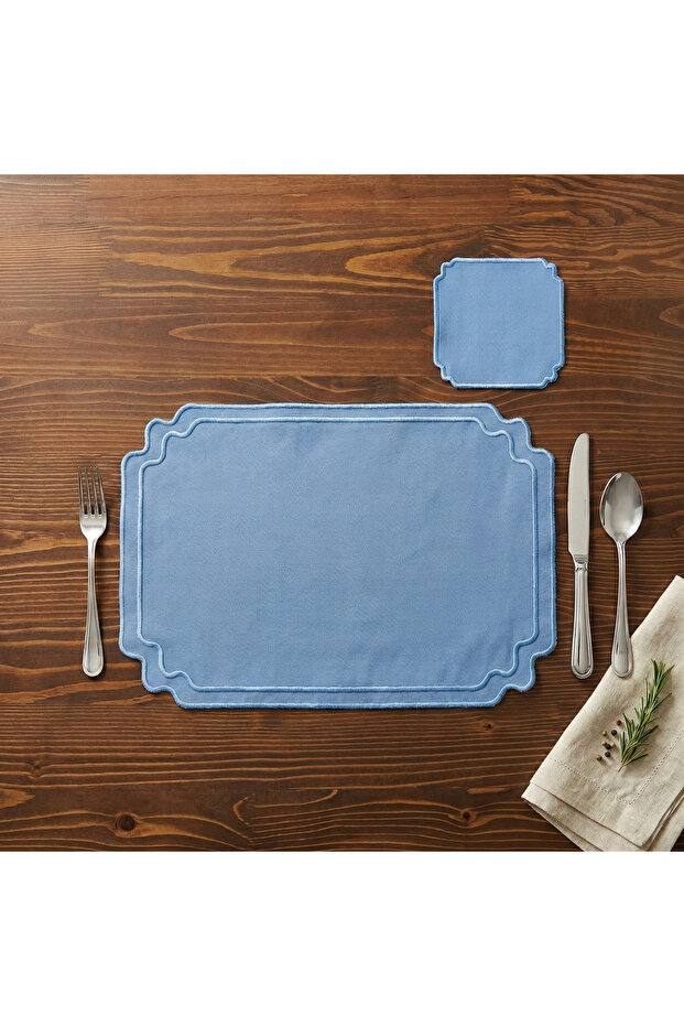 4-Piece Baroque Embroidered Service Set for 2 People (2 Pieces Placemat , 2 Pieces Service Napkins)