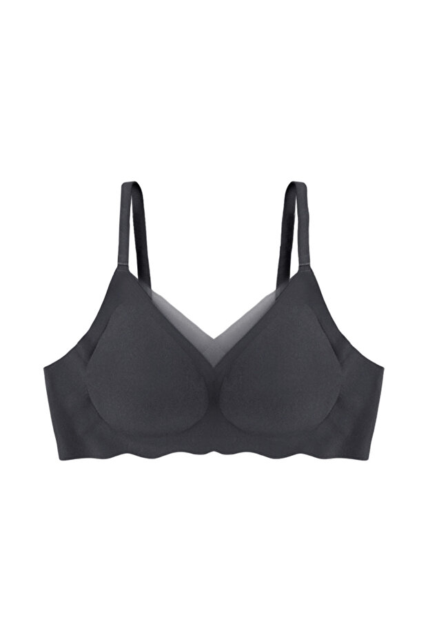 Non-wired Laser Cut Detailed Low-Cut Crossed Tulle Piece Stitch-Free Bra Set