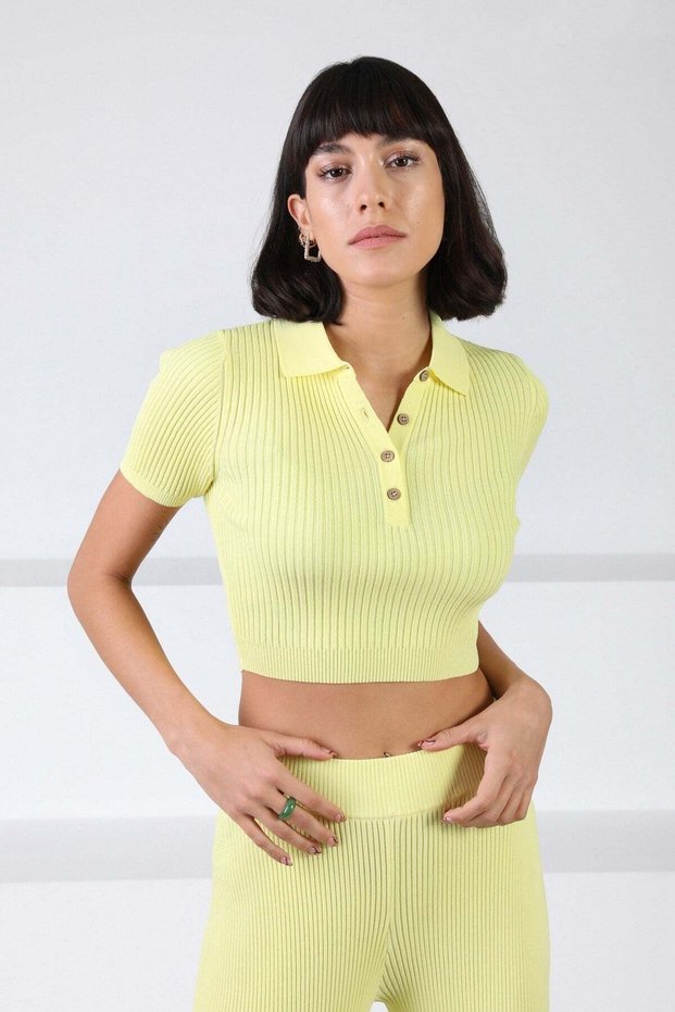 Yellow Women's Polo Neck Short Sleeve Corded Fabric Viscose Knitwear Blouse