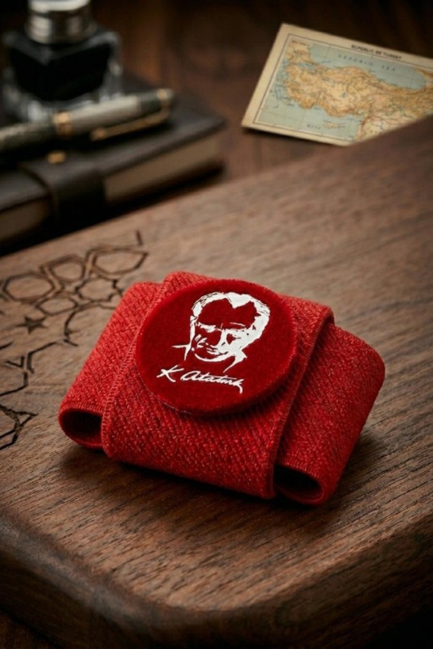 Elastic Children's Bracelet with Ataturk for April 23, November 10 and Special Occasions