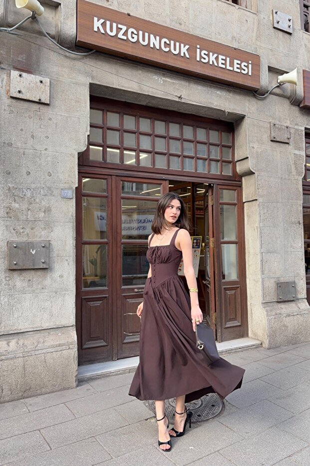 mylove Büzgü Göğüs Detaylı Midi Elbise Acı Kahve
