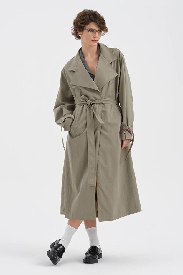 Women's Double-Breasted Closure Belt Detail Design Trench Coat