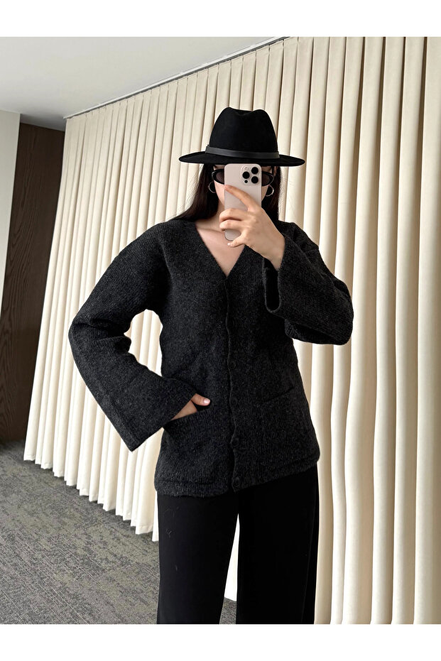 كارديجان أساسي بأزرار من أنثراسايت - 4622 - 3