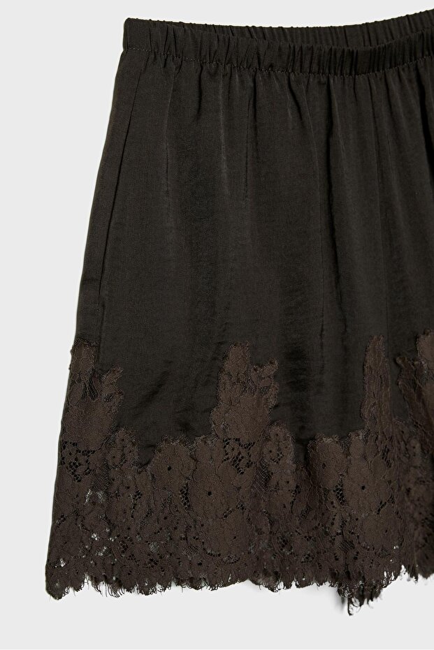 Saten dantelli şort - 8