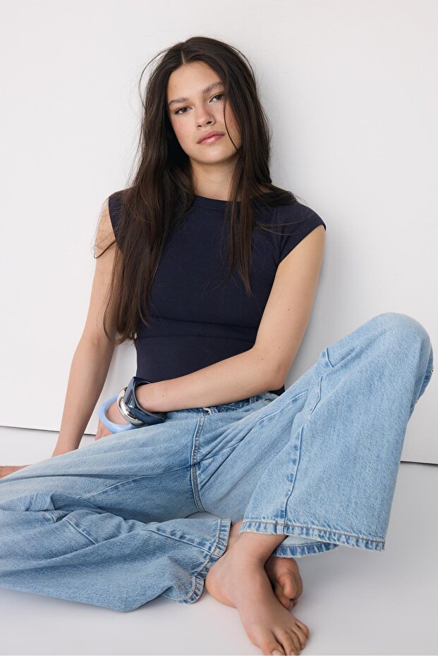 Basic geniş yaka tişört - 3