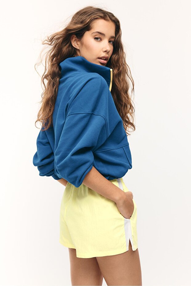 Yan şeritli teknik şort - 5