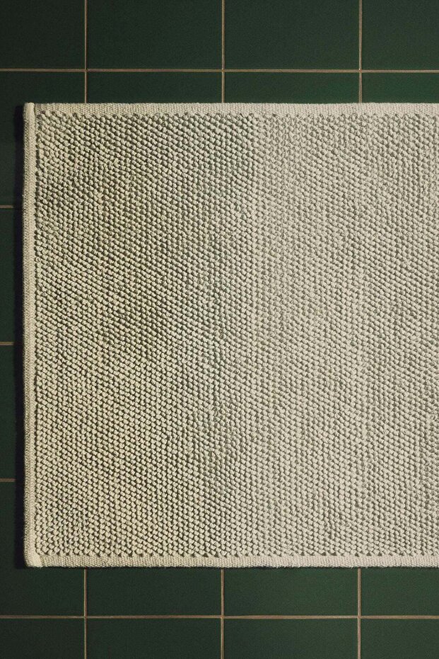 Cotton bath mat