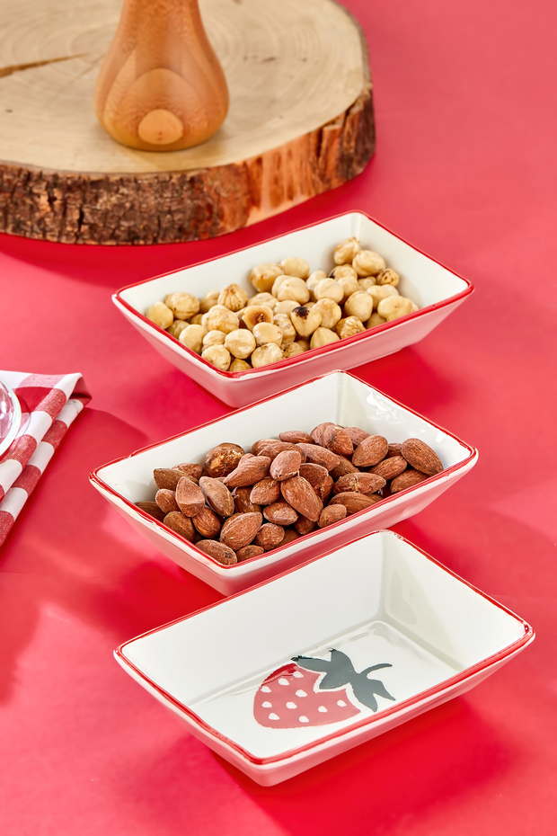 Çilek Patterned Ceramic Snack Bowl Set of 3 Rectangular Breakfast Sauce Bowl Dessert Bowl 13.5-9.5 cm