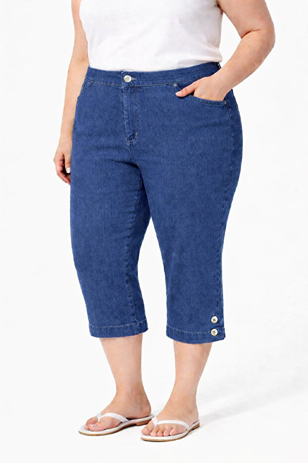 Plus Size Women's Below Knee Button Detail Jeans Capri 02 Blue