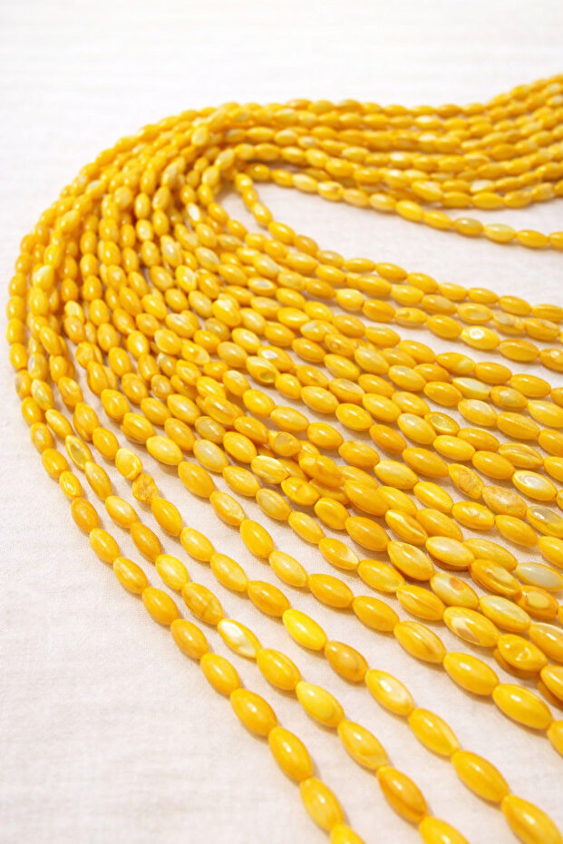 Original Barley Stone 1 Set of Yellow Color (Average 40 Pieces)