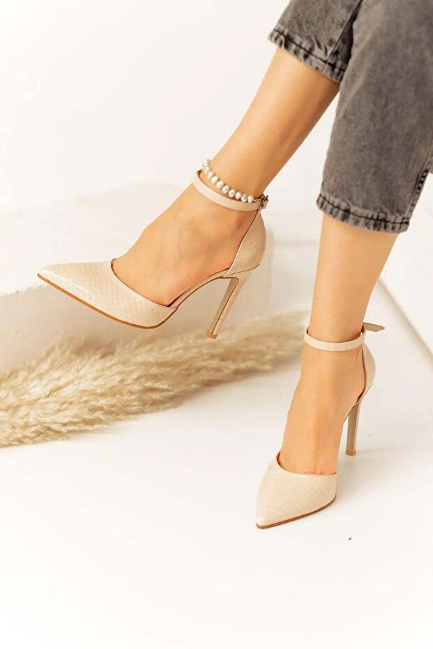 Beige Yılan Leather Si Patterned Women's Heeled Sitiletto Shoes