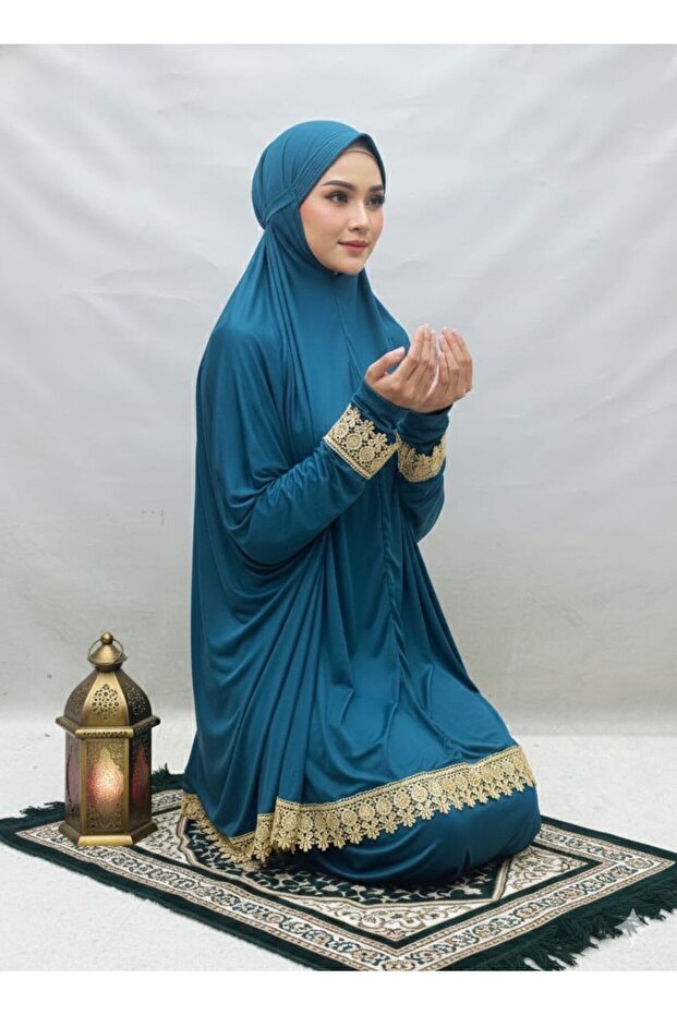 ملابس صلاة من قطعتين
