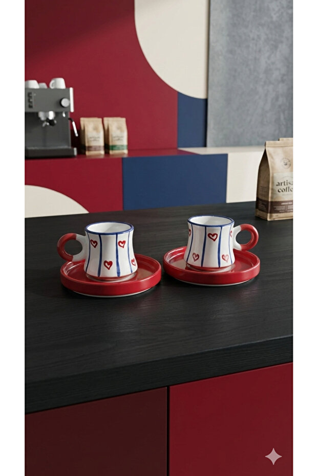 4-Piece Handcrafted Heart D Patterned Retro Coffee Presentation Set