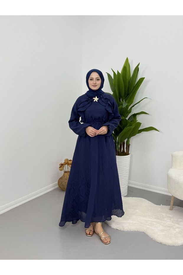 Brooch Detailed Dress
