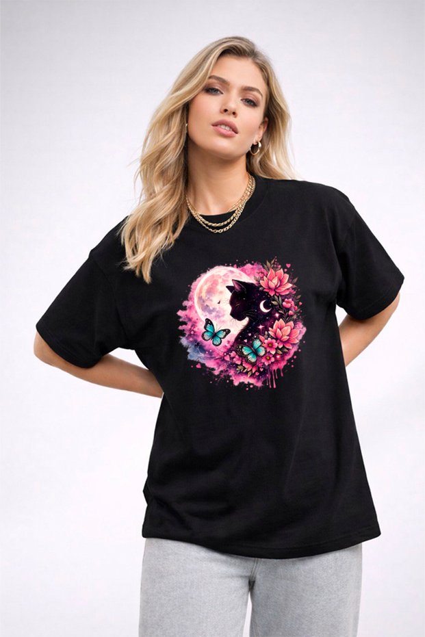 Women's Printed Detail Oversize Bol Cut T-Shirt with Cycling Neck