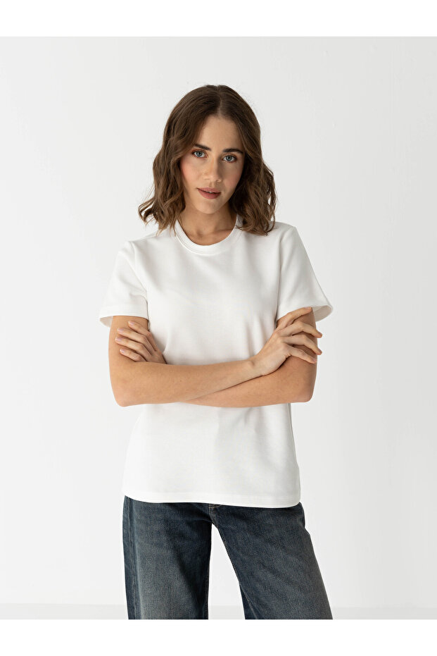Timeless Basic T-shirt - 5