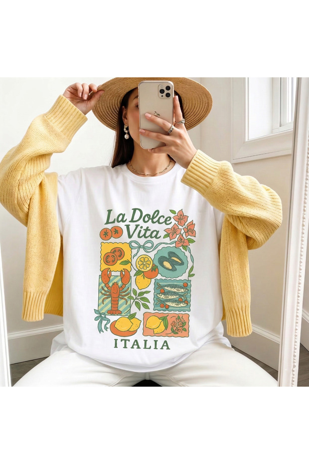 Italy Summer Printed White Oversize T-Shirt Unisex Short Sleeve Combed Cotton T-Shirt Model