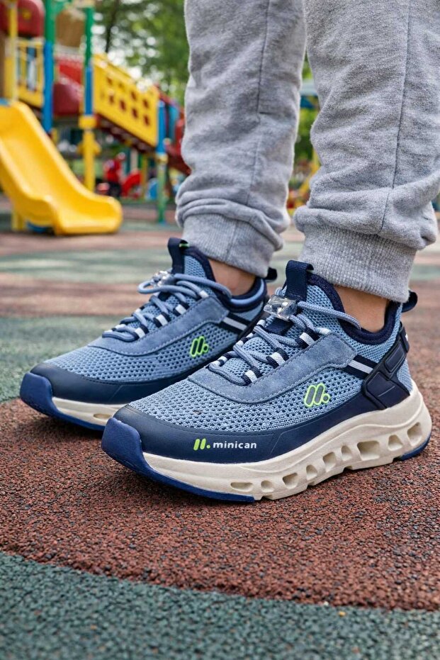 Orthopedic Sports Shoes