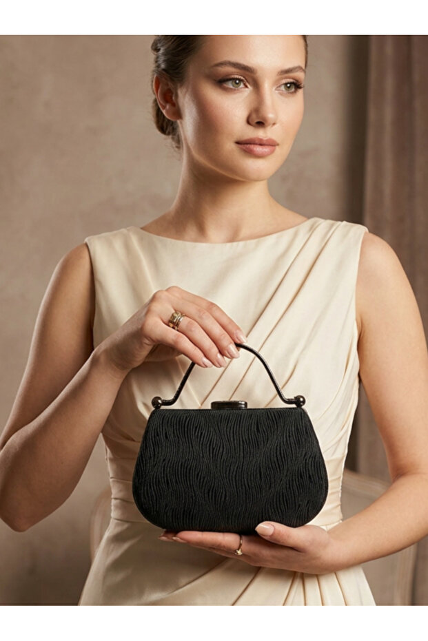 Women's Wavy 2-Strap Stone and Chain Detail Evening Dresses Bag