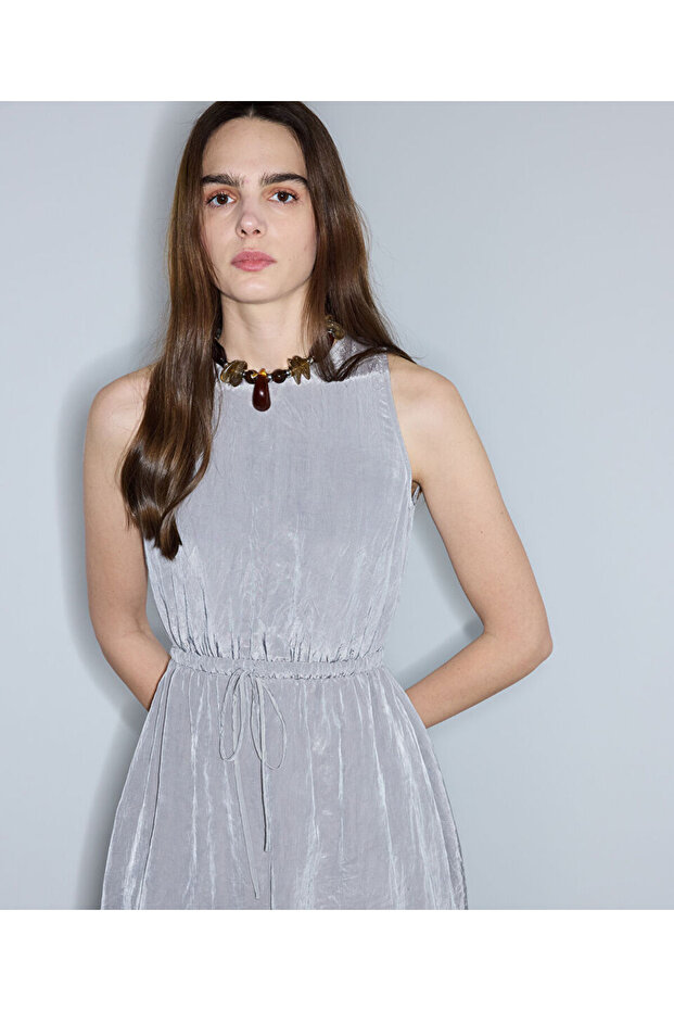 Kırışık efektli midi elbise - 2