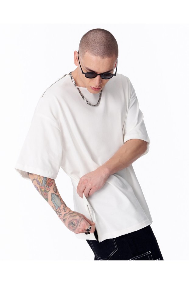 Zip Detail Oversized White T-Shirt