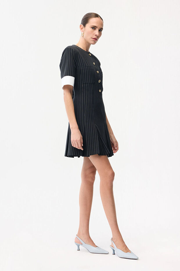 Önü Düğmeli Mini Elbise - 4