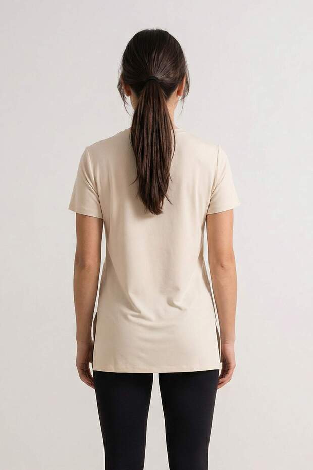Ekru Micro Kumaş Yırtmaç Detaylı Örme Spor T-Shirt THMSS26TS00002 - 2