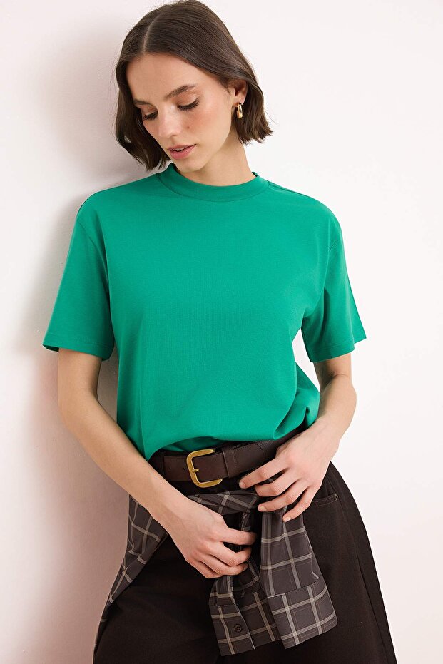 Yeşil %100 Pamuk Basic Regular/Normal Kalıp Dik Yaka Örme T-Shirt TWOAW20TS0096 - 1