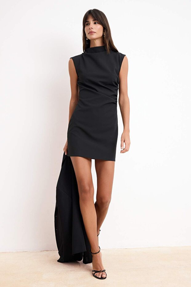 Wardrope Essentials Siyah Drape Detaylı Dik Yaka Kısa / Mini Dokuma Elbise TWOSS26EL00306 - 2