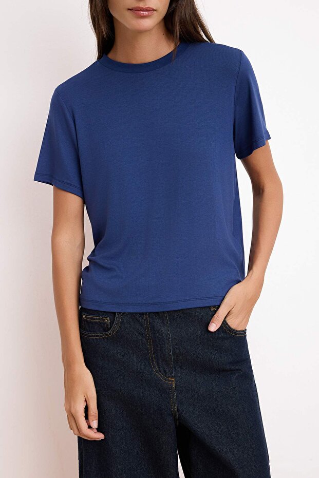 Lacivert Düz Regular/Normal Kalıp Kısa Kollu Yumuşak Örme T-Shirt TWOSS26TS00159 - 3