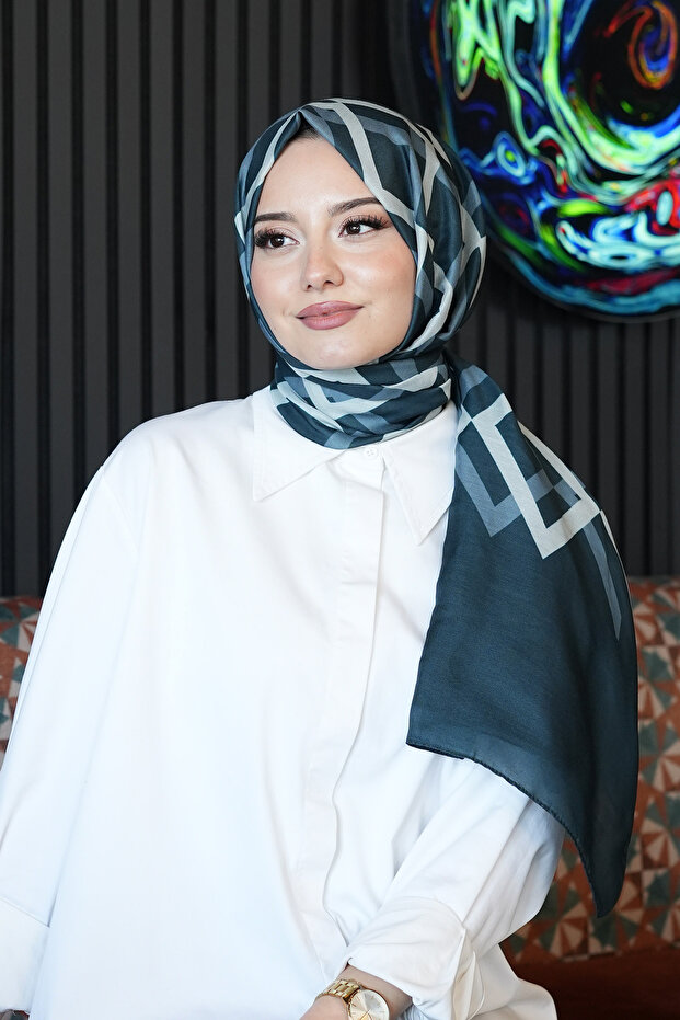 Geometric Pattern Dark Blue Cotton Shawl - 2