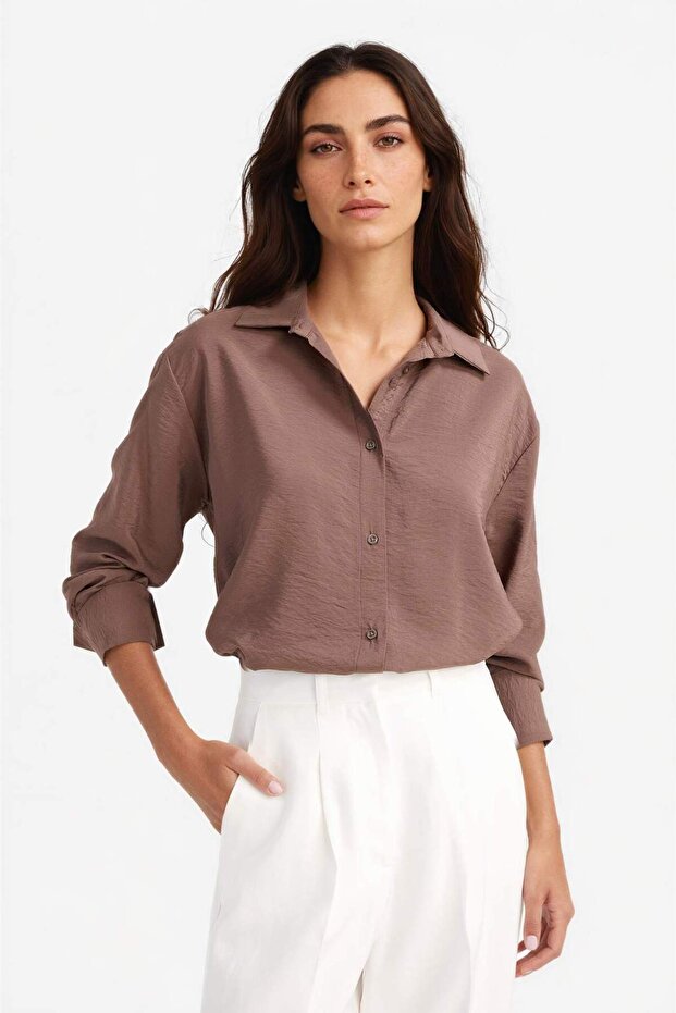 قميص أساسي سادة بأكمام طويلة وقصة واسعة كبيرة الحجم E4350AX25SP - 1