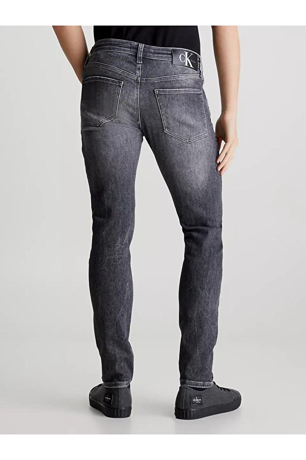SKINNY - 3