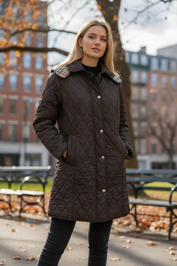 Women's Large Size Plaid 95 Cm Seasonal Black Quilted Coat 1040